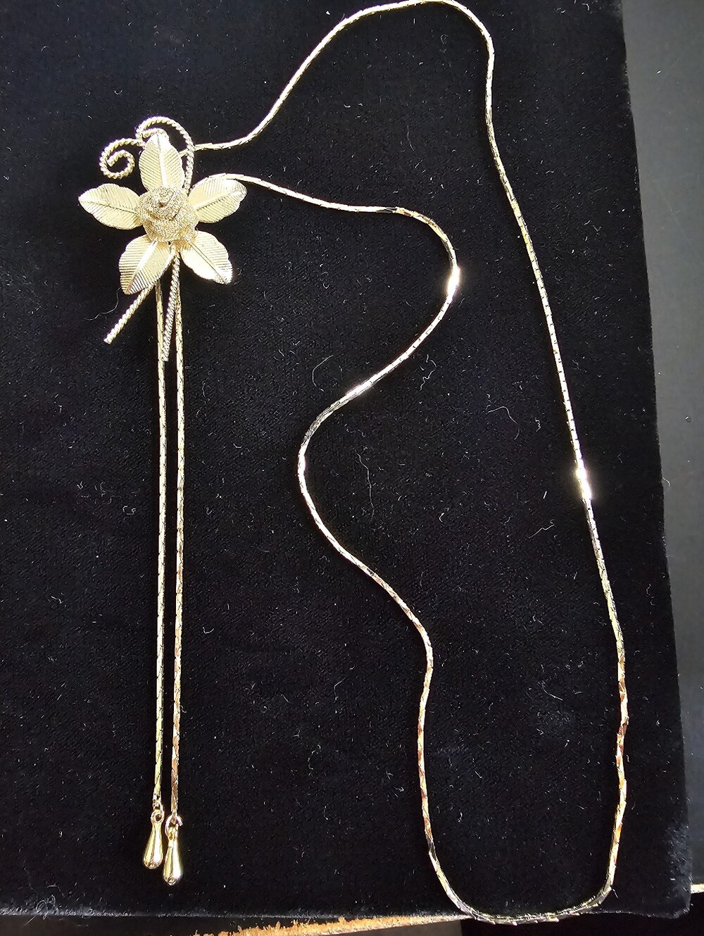 Vintage Avon Necklace